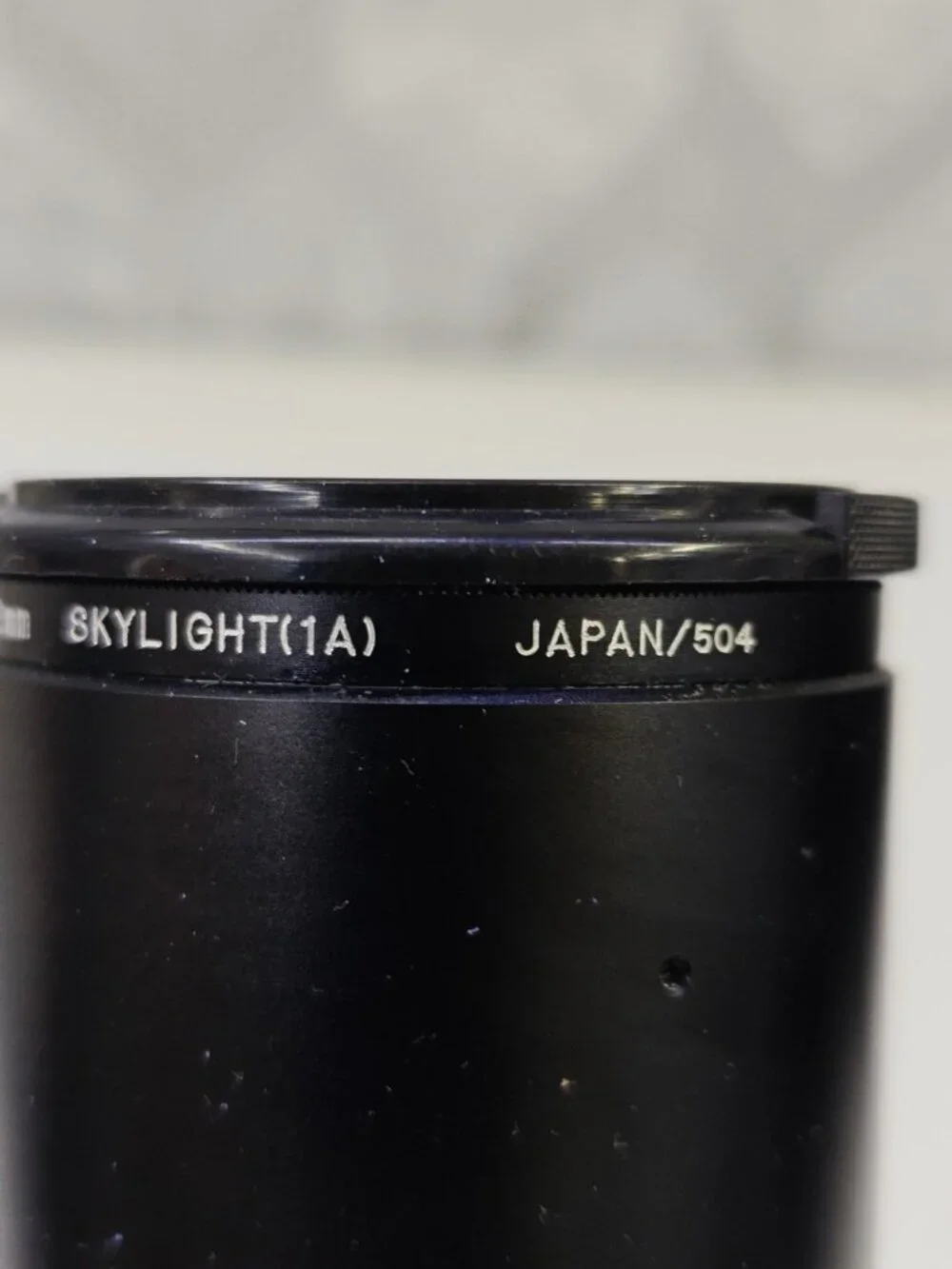 Vintage Vivitar 75 - 300mm f4.5 - 5.6 MC Macro Focusing Zoom Lens With Hood